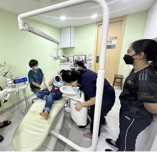 Bright Smile Times Square Dental Clinic Miri - Platinum Elite Invisalign Provider