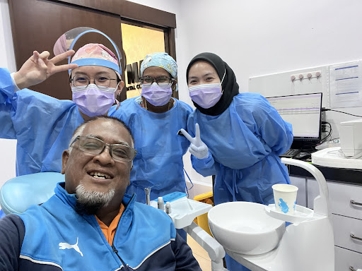 Doktor Gigi Terbaik untuk Dewasa dan Kanak-Kanak Berhampiran Saya en Sungai Pelek New Village