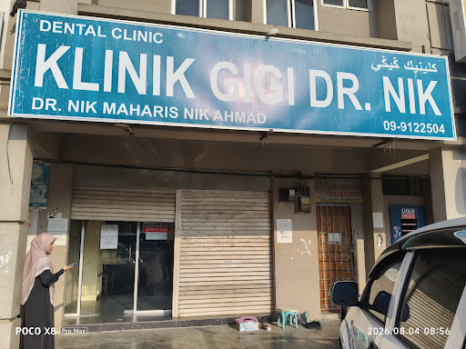 Klinik Gigi Dr. Nik