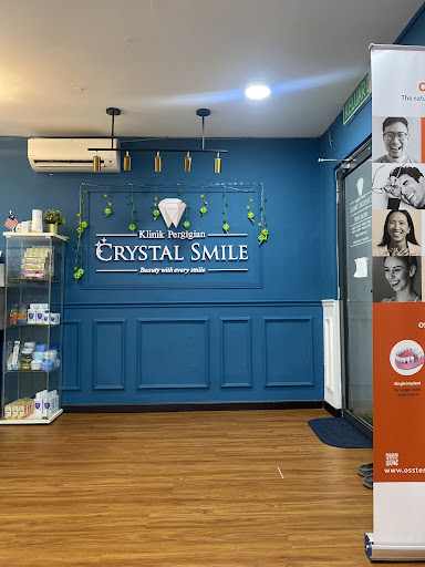 KLINIK PERGIGIAN CRYSTAL SMILE ALOR GAJAH , MELAKA - Klinik gigi terbaik di Melaka & Tampin (Braces, Veneer dan Whitening)