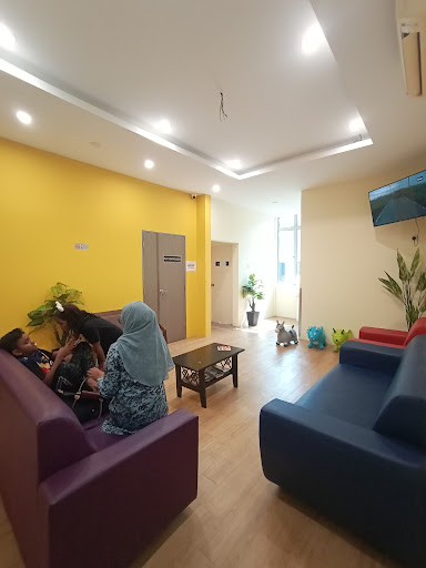 Klinik Pergigian Dr Azreen