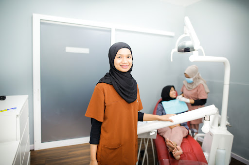 Klinik Pergigian Iman (Sungai Buloh)