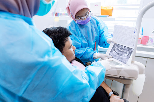 Klinik Pergigian Impian, Melaka Sentral. The best Dental Clinic In Melaka. Braces, Implant, Veneer, Whitening, 3D X-Ray.