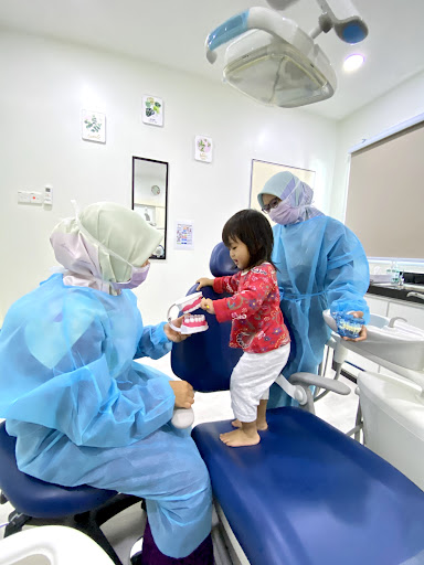 KLINIK PERGIGIAN IZZAH