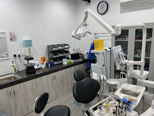 Klinik Pergigian Kim Fung. KP Kim Fung.