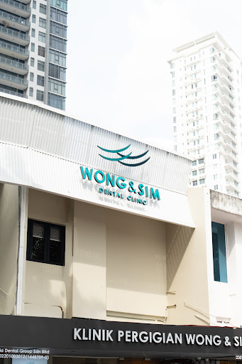 Wong & Sim Dental Clinic (Pulau Tikus)